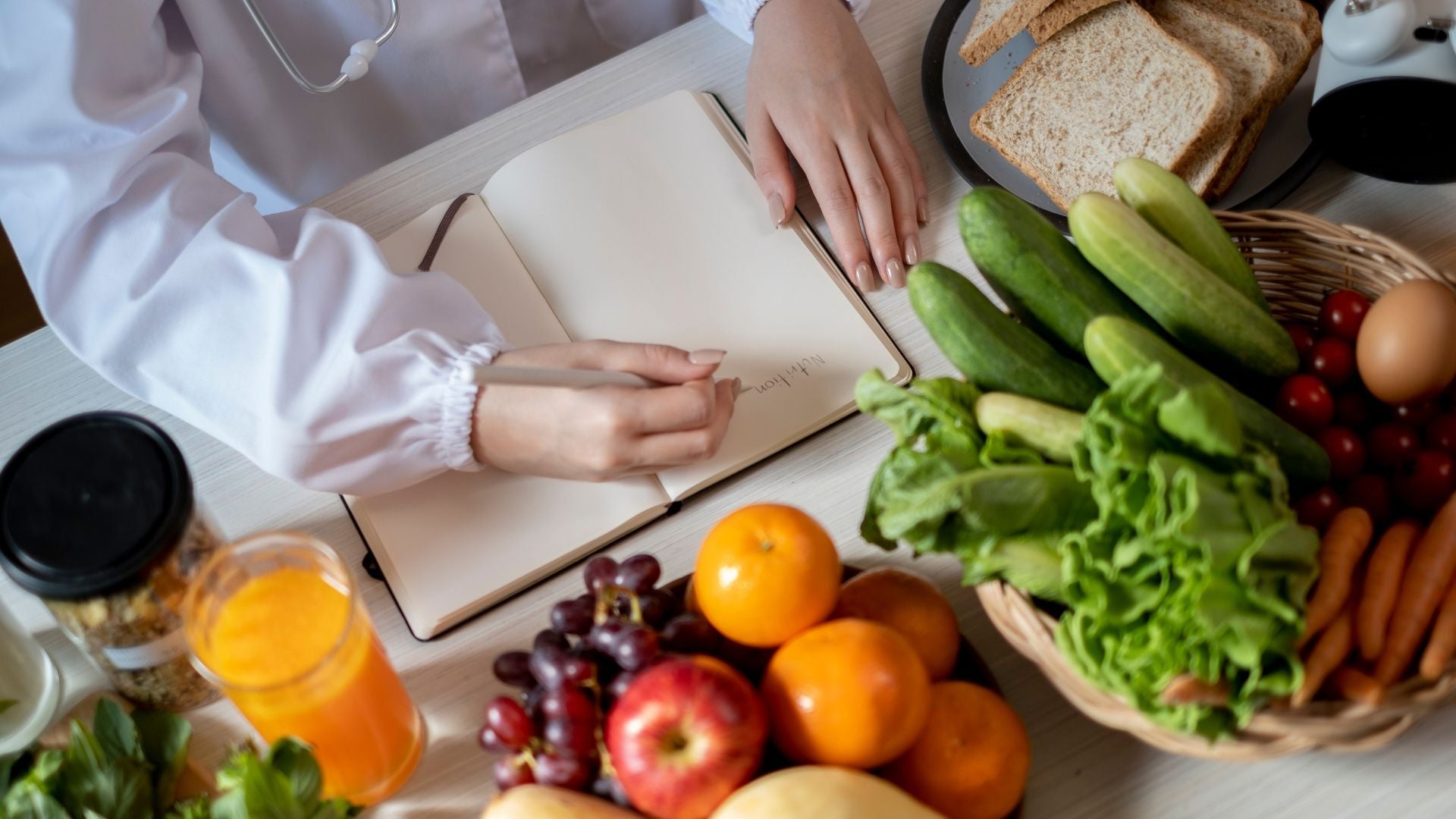 The Gut-Brain Connection: How Nutrition Influences Focus and Memory
