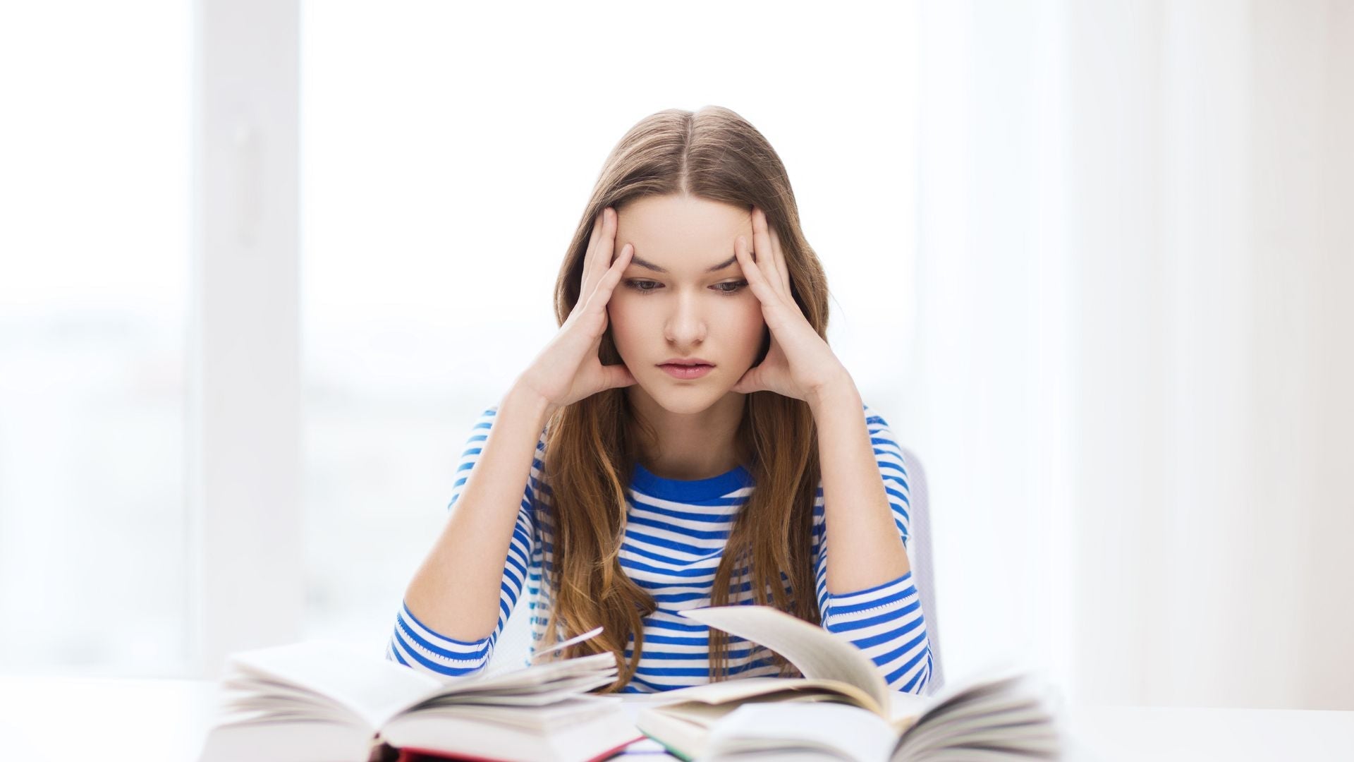 Managing Exam Stress: Proven Study Hacks and Focus Supplements for Students